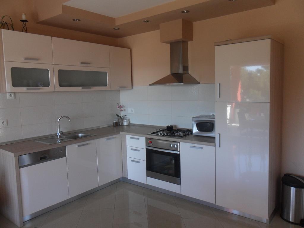 Apartman Toni Holiday home