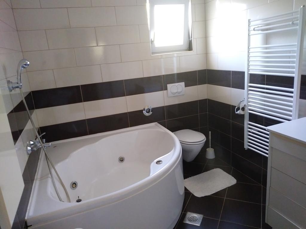 Apartman Toni Holiday home Bibinje